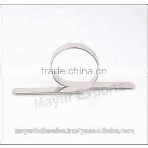 Stainless Steel Ring Holder thumbnail-1