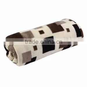 150*200cm /180*200cm Super Soft Simple/Rose Style/Sheep House Thin Blanket Throw Blanket Rug Plush Fleece Sofa Bed Decoration thumbnail-6