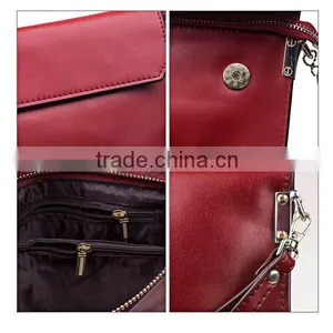 Custom Red Color Ladies Leather Acrylic Clutch Bag Envelope Evening Bag Wholesale thumbnail-5