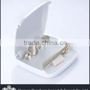 Silver Metal Cufflink and Tie Pin thumbnail-1