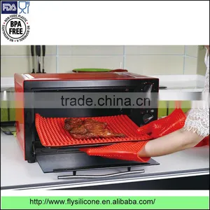 Best Quality Heat Resistant Silicone Kitchen Glove for Cooking thumbnail-6