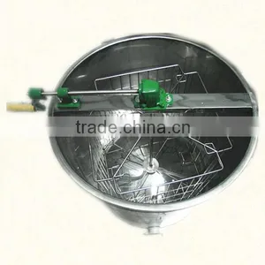 Good Quality Manual 4 Frames Honey Extractor thumbnail-2