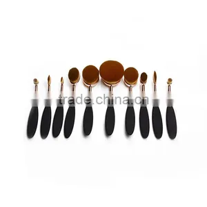 Mermaid Oval Makeup Brush thumbnail-1