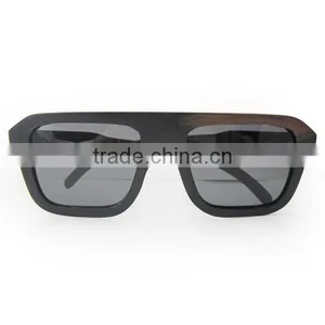 Ebony Wood Sunglasses With Customized Logo Engraved thumbnail-3