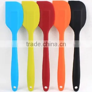 Large Size 28.5cm Wholesale Silicone Kitchen Spatula With Metal Insert thumbnail-1