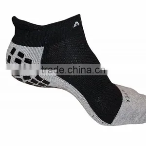 Non Slip YOGA Sport Socks Traction Technology Inside and Outside of Socks No More Blisters Grip Jump Tramponline Socks thumbnail-3