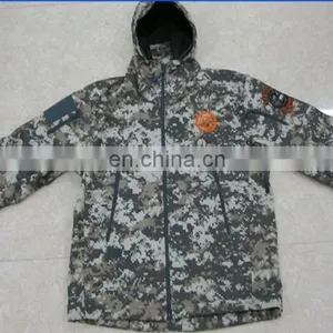 OEM Custom Fashion High Quality Men Camouflage Softshell Jacket thumbnail-1