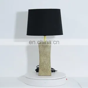 Europe New Design Table Light and Ceramic Table Lamp thumbnail-1