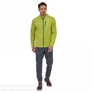 2021 New Hot Sale High Quality 100% Polyester Fiber Reflective Zipper 100% Polyester Zippered Chest Pocket Breathable Ultra Light Air Jacket thumbnail-5