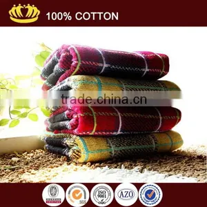 Pure Cotton Yarn-dyed Square Jacquard Hand Towel thumbnail-1