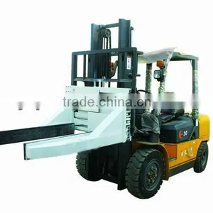 Forklift With Block Clamp thumbnail-1
