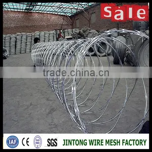 Low Price 450mm Coil Concertina Razor Barbed Wire thumbnail-6