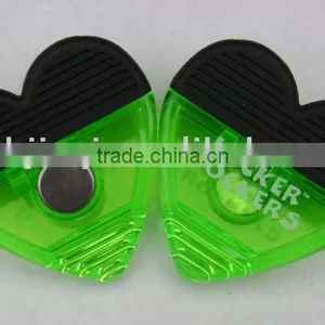 Plastic Clip With Magnet thumbnail-1