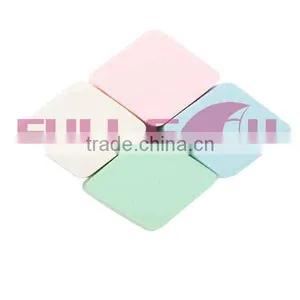 Diamond Shaped Cosmetic Sponge (4-pieces Wedge) thumbnail-1