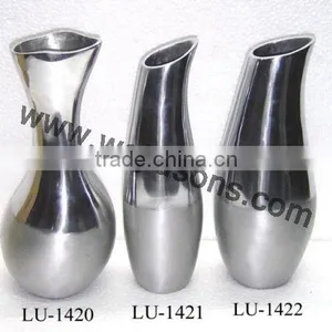Beautiful New Style Silver Finish Home Decoration Metal Vase thumbnail-4
