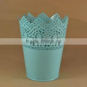 Garden Metal Flower Pot thumbnail-3