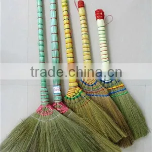 Chinese Natural Grass Short Handle Broom thumbnail-5