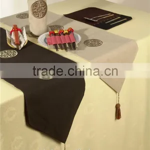 Super Durability Decorative Polyester Table Runner thumbnail-2