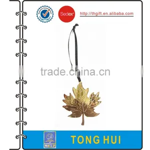 The Maple Leaf Shape Metal Bookmark Attached the Ribbon thumbnail-1
