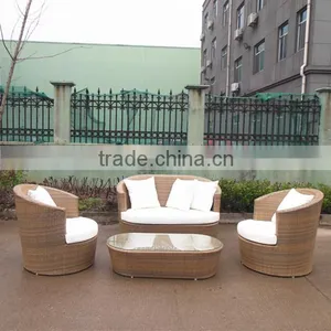 2015 OVAL WICKER COFFEE TABLE OUTSIDE thumbnail-2