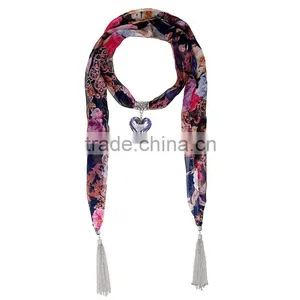 Europe Vintage Style With Pruple Heart Pendant Scarf thumbnail-1