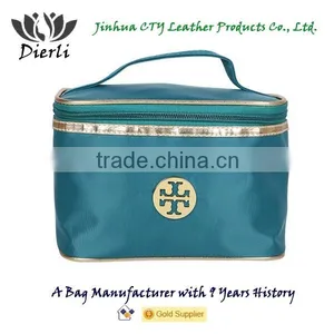 Case Hanging Makeup Bag Custom thumbnail-4