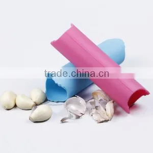 Silicone Garlic Peeler thumbnail-1
