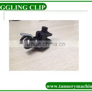 Common Plastic Toggling Machine Clips thumbnail-1