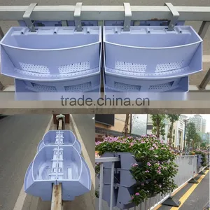 Plastic Balcony Rail Planter thumbnail-3