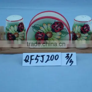 Ceramic Tissue Holder thumbnail-1