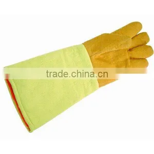 Heated Resistant Work Glove thumbnail-1
