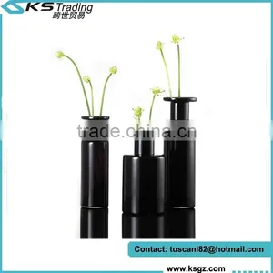 Wholesale European Black and White Flower Glass Vase thumbnail-1