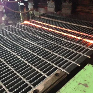 Galvanized Steel Grating thumbnail-1