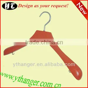 WL18 Red Wood Hanger With Hook Hanger for Dress thumbnail-1