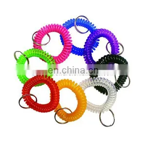 Fashion High Quality Plastic Spiral Rings Manufacturing Custom Logo Metal Colored Wrist Coil Key Ring thumbnail-1