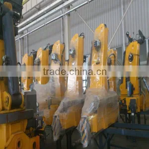 XCMG 1t,2t,3.2t,4t,5t,6.3t,8t,10t,12t,14t,16t,25t Truck Mounted Telescoping Boom Crane thumbnail-3