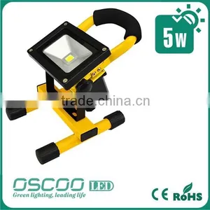 Manufacturers Floodlights 10w 20w 30w With Li-ion Battery Floodlights Rechargeabe With Handle in Hot Selling thumbnail-2
