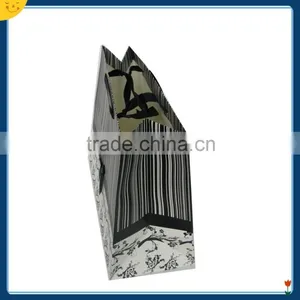 Dark Luxurious Ivory Board Shopping Paper Bag thumbnail-6