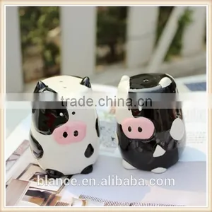 Salt & Pepper Ceramic Cow Shakers thumbnail-1