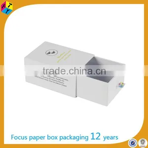 White Rigid Packaging Gift Boxes for Candles thumbnail-1