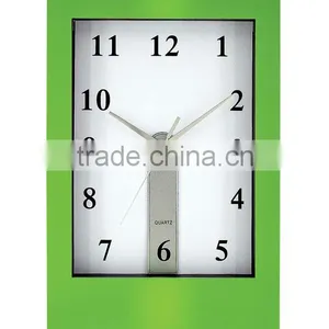 Gift Plastic Wall Clock With Removable Clock Face thumbnail-1