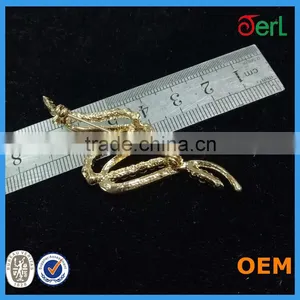 2016 Spring Trend Golden Jewelry Curved Rhinestone Brooch for Garment Decoration thumbnail-6
