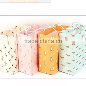 Fashion Design for the Paper Handmade Handbag of Gift Box thumbnail-1