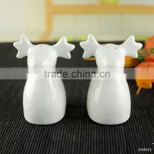 Wedding Favor Cartoon Funny Shape Ceramic Cute Salt and Pepper Shaker thumbnail-3