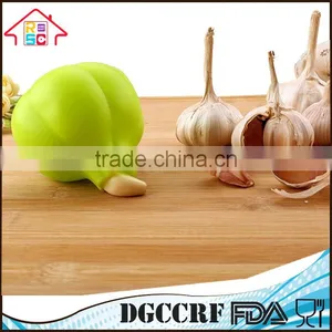 Wholesale FDA & LFGB Standard Silicone Garlic Peeler For Sale thumbnail-1