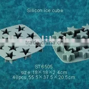 Silicone Ice Cube Tray thumbnail-1
