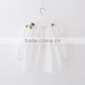 New 2017 Wholesale Summer Fashion Girls Cotton Strapless Lace Flowers Embroidered Blouses 2-8 Years thumbnail-2