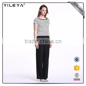 China Manufacturer Striped White Short Sleeve Ladies T-shirt thumbnail-4