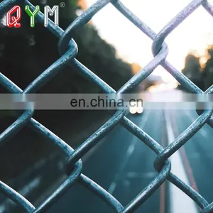Diamond Wire Mesh Stadium Fence Chain Link Fence thumbnail-4