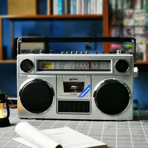 Radio and Recorder thumbnail-3